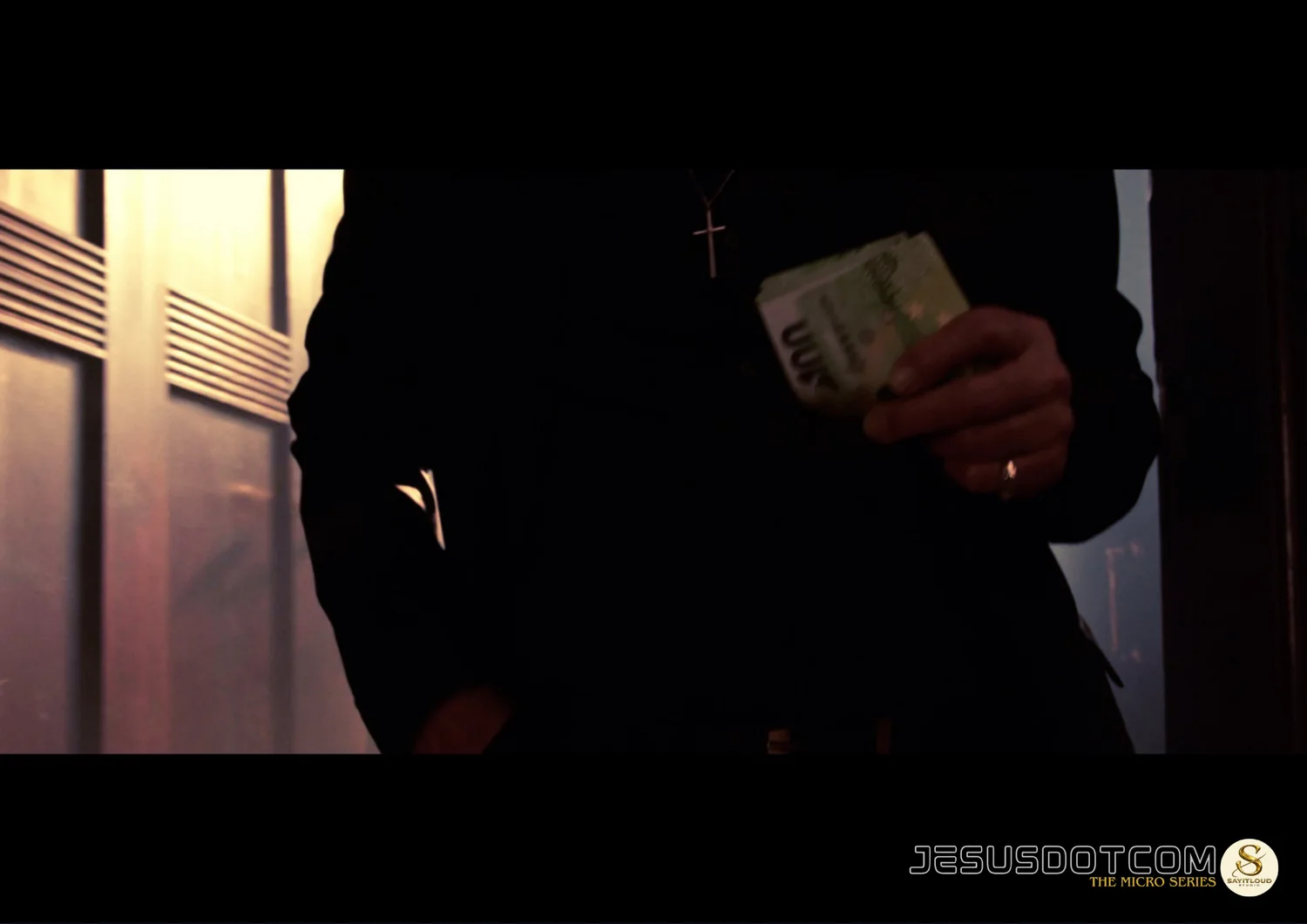 JESUSDOTCOM — close-up detail